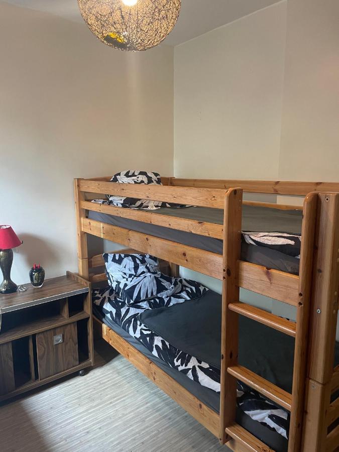 Leleka Hostel Esbly Zewnętrze zdjęcie