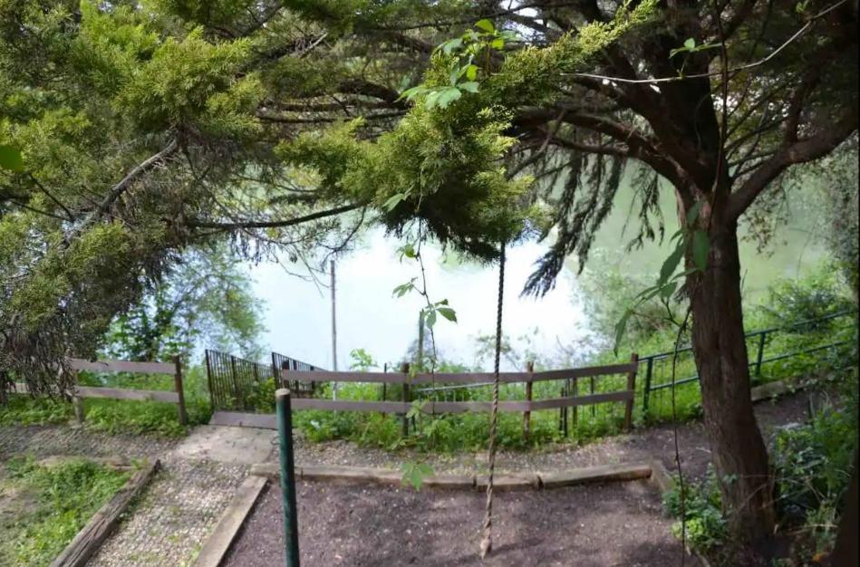 Leleka Hostel Esbly Zewnętrze zdjęcie